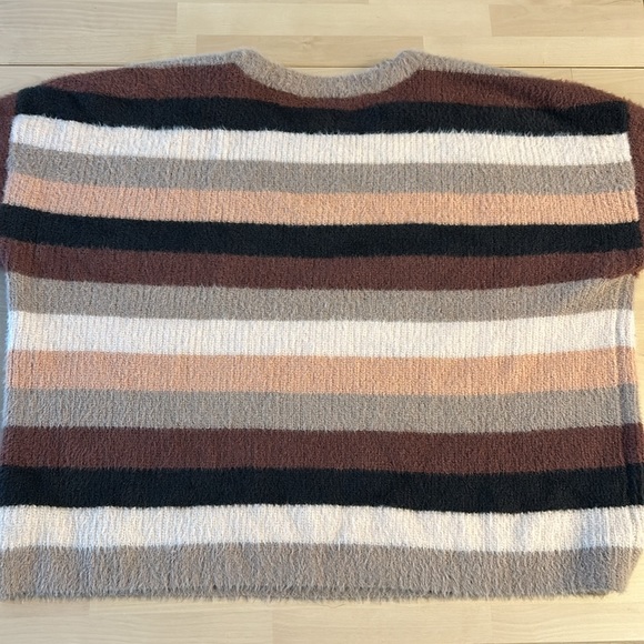 Torrid Fuzzy Yarn Pullover Drop Shoulder Sweater 1 1X 14 16 - Picture 9 of 11